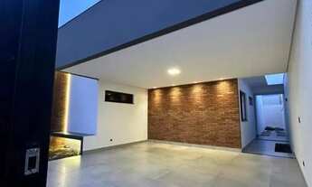 Imagem: Casa à Venda na Zona 07 de Maringá com