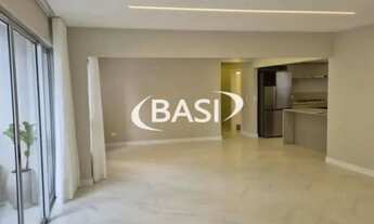 Imagem 6: Apartamento Retrofit de 3 Quartos com 2 Suítes à Venda no Edifício Cristina Batel/Água Ve