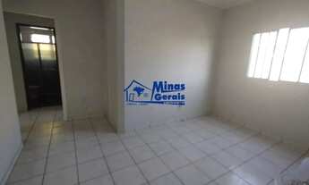 Imagem 3: Apartamento Térreo 2 Quartos Próximo ao Supermercado Máximo