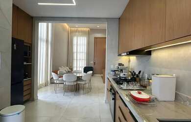 Imagem: La Térrea para venda tem 264 metros quadrados