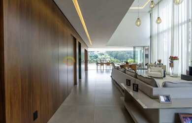 Imagem 3: Mansão Sofisticada no Tamboré 1 Espaço, Conforto e Exclusividade