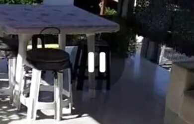 Imagem 6: AP pequeno com churrasqueira