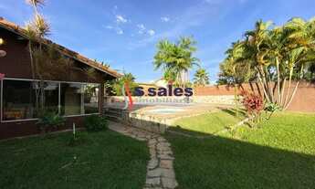 Imagem 3: Exclusividade! Excelente Casa em Lote de 2.400m² e Piscina Aquecida!!!