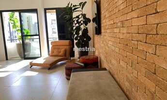 Imagem 3: Venda apto reformado em Moema Pássaros!!! 100 m² com 2 suítes e 2 vagas!