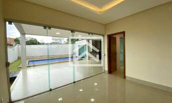 Imagem 7: Sobrado com 4 dormitórios à venda, 475 m² por R$ 2.400.000,00 - Condomínio do Lago - Goiân