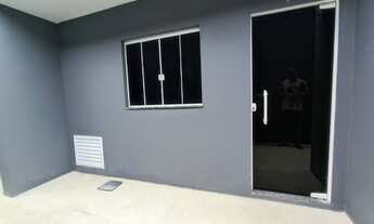 Imagem 1: Casa para venda com 2 quartos e vaga em Nilópolis - RJ