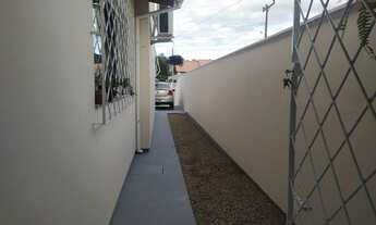 Imagem 3: Sobrado com 2 quartos sendo 1 suíte no Aririú