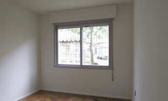 Imagem 2: Apartamento térreo com 2 quartos em São Sebastião - Porto Alegre - RS