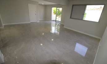 Imagem 5: Lindo Apto 100% Reformado com 2 Dormitórios (2 Suítes) e 2 vagas , ótima localização!!!