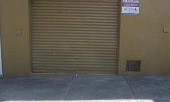 Imagem 2: Mario Dedini Galpão / depósito com aluguel por R$850 /mês