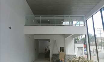 Imagem 7: Loja em Moema, de esquina. Grande visibilidade com 4 vagas