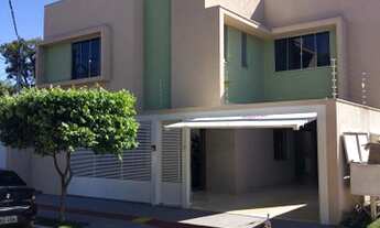 Imagem 2: Lindo Sobrado no bairro Cidade Jardim com 2 Suítes