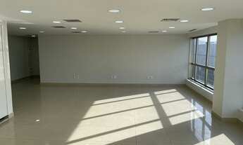 Imagem 3: Ponto comercial/Loja/Box para aluguel e venda tem 108 metros quadrados