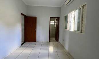 Imagem 6: Casa para venda possui 200 metros quadrados com 3 quartos