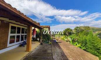 Imagem 2: Casa com 2 suítes com vista encantadora a venda. TERESÓPOLIS-RJ