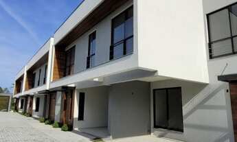 Imagem 3: Casa para venda tem 103 metros quadrados com 2 quartos em Ambrósio - Garopaba - SC