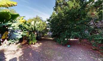 Imagem: Vendo casa em terreno com 633,77 m², plano