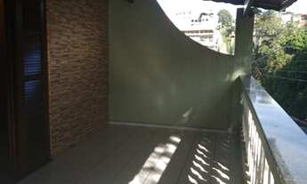 Imagem 3: Sobrado para venda possui 90 metros quadrados com 4 quartos em Parque Nações Unidas - São