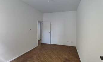 Imagem 2: Apartamento 2 quartos com garagem e DCE na Rua Sampaio