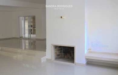 Imagem 4: Casa de Condomínio com 4 Suítes à Venda em Arujazinho, 430 m²