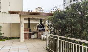 Imagem 6: Lindo apartamento de 60m2 com 2 dormitórios, sendo 1 com suíte, 2 banheiros e 1 vaga à ven