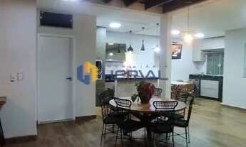 Imagem 2: Casa para aluguel e venda possui 164 metros quadrados com 4 quartos