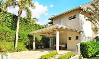 Imagem: Charmosa casa em condomínio na Granja Viana