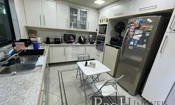 Imagem 2: Casa 2 dormitórios sendo 2 suítes R$ 2.700.000,00