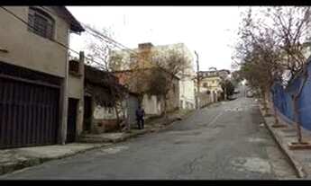 Imagem 3: Lote com casa Casa com 2 dormitórios