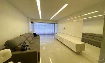 Imagem 5: Apartamento para venda tem 224 metros quadrados com 4 quartos