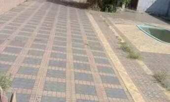 Imagem: Casa grande tipo Edícula - Terreno inteiro