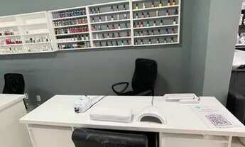Imagem: Mesa manicure