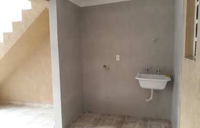 Imagem 4: Sobrado de vila para venda tem 80 m2, 2 quartos, área gourmet, 2 vagas, por R$ 680.000,00