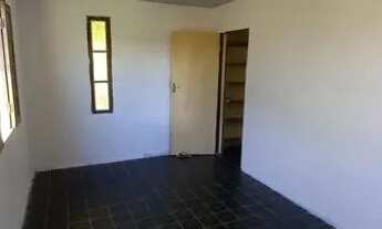 Imagem 6: Casa para aluguel possui 300 metros quadrados com 5 quartos