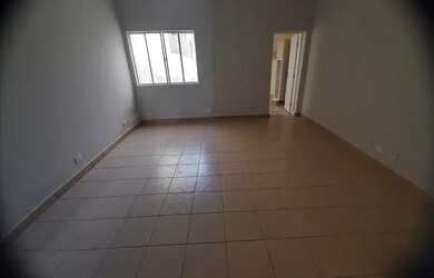 Imagem 5: Sobrado para aluguel possui 125 metros quadrados com 3 quartos e 1 garagem para carro pequ