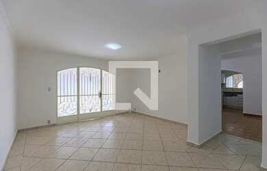 Imagem 3: Casa para Aluguel - Parque Bandeirante, 3 Quartos, 150 m2