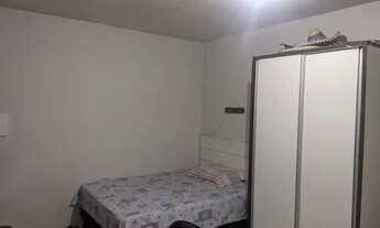 Imagem 3: Aluga-se kitnet Quarto com aluguel por R$500 /mês