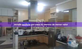 Imagem: EXCELENTE CASA TÉRREA COM 250 M² - 3 DORMITÓRIOS/2