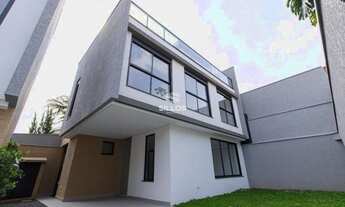 Imagem 2: Sobrado triplex à venda com 3 quartos no São Lourenço em Curitiba/PR - Unidade 04