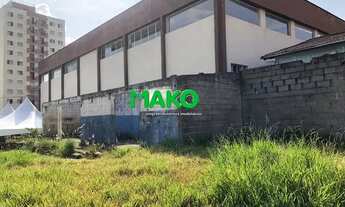 Imagem 5: VENDE-SE ÓTIMO TERRENO DE 1.410 M², COM ESCRITÓRIOS 51 M², AO LADO DA IGREJA. PRÓXIMO A AV