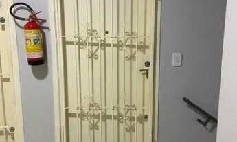 Imagem 2: Apartamento em Porto Alegre, no bairro Cristal, com 3 dormitório(s), e 3 banheir