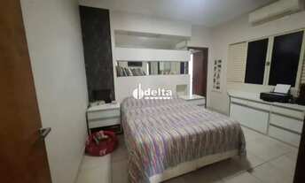 Imagem 5: Casa residencial com 3 quartos disponível para venda no bairro Santa Mônica em Uberlândia