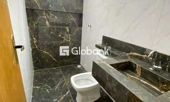 Imagem 7: Casa à venda em Carmelo, Montes Claros (MG) 3 quartos, quintal e área de serviço