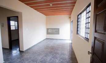 Imagem 2: Casa 4 Quartos com Suíte e Anexo Bairro Lagoa