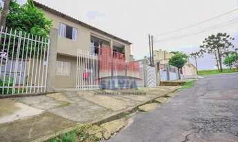 Imagem 2: Excelente sobrado no Capão Raso com 5 quartos, 210m² de área construída e 300m² de terreno