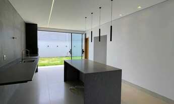 Imagem 6: Casa à venda em Goiânia, Setor Três Marias, com 3 suítes, com 184 m²