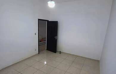 Imagem 12: ALUGO CASA COM 3/4 SENDO 1 SUÍTE COM ANEXO (3 ESCRITÓRIOS) E 02 VGS DE GARAGEM - SÃO BRÁS