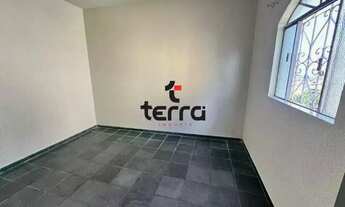 Imagem 3: Casa disponível para locação, com 02 quartos, no Bairro Pousada Santo Antonio- Belo Horizo