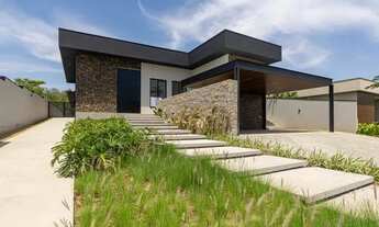 Imagem 4: Casa com 4 suítes Entreverdes - Sousas