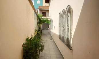 Imagem 3: Casa à venda com 5 quartos, sendo 1 suíte, em Jaguaré, São Paulo - SP